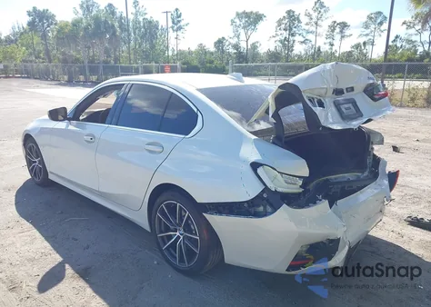 2021 BMW 330I z USA, uszkodzony, nr VIN 3MW5R1J0XM8B53302